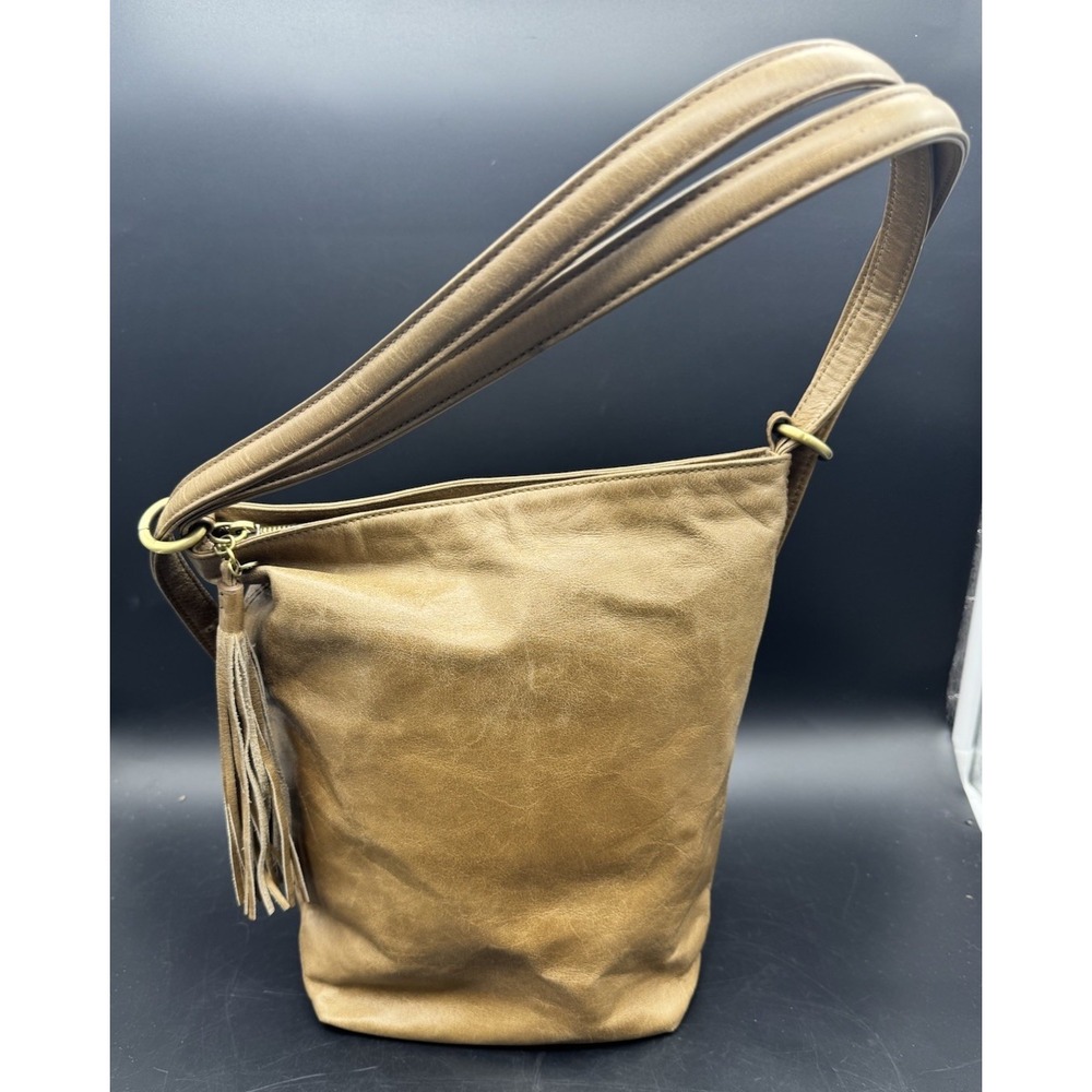 HOBO Tan Brown Leather Shoulder Bag Tassel Zipper Soft Slouchy Hobo Purse